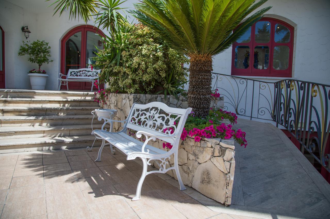 Assinos Palace Hotel Giardini-Naxos Exterior foto